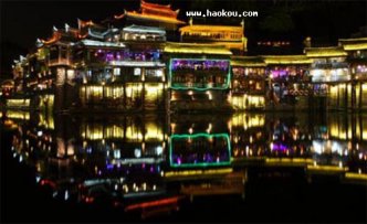 中国小城凤凰街头美食无限诱惑