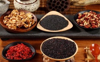 香磨红枣芝麻核桃露