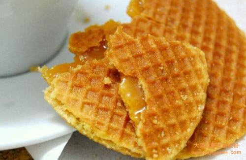 水果枫糖华夫饼