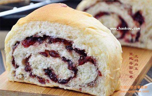 蔓越莓面包卷
