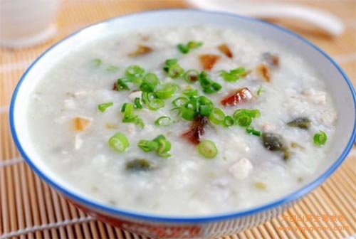 皮蛋瘦肉粥