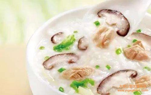 香菇鸡肉粥