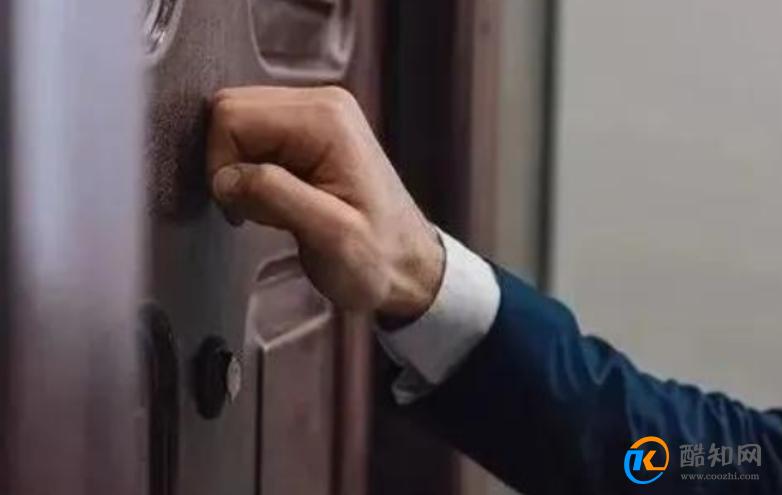 开灯睡觉小偷敢进来吗