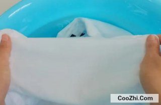 <b>衣服上有颜料怎么办</b>